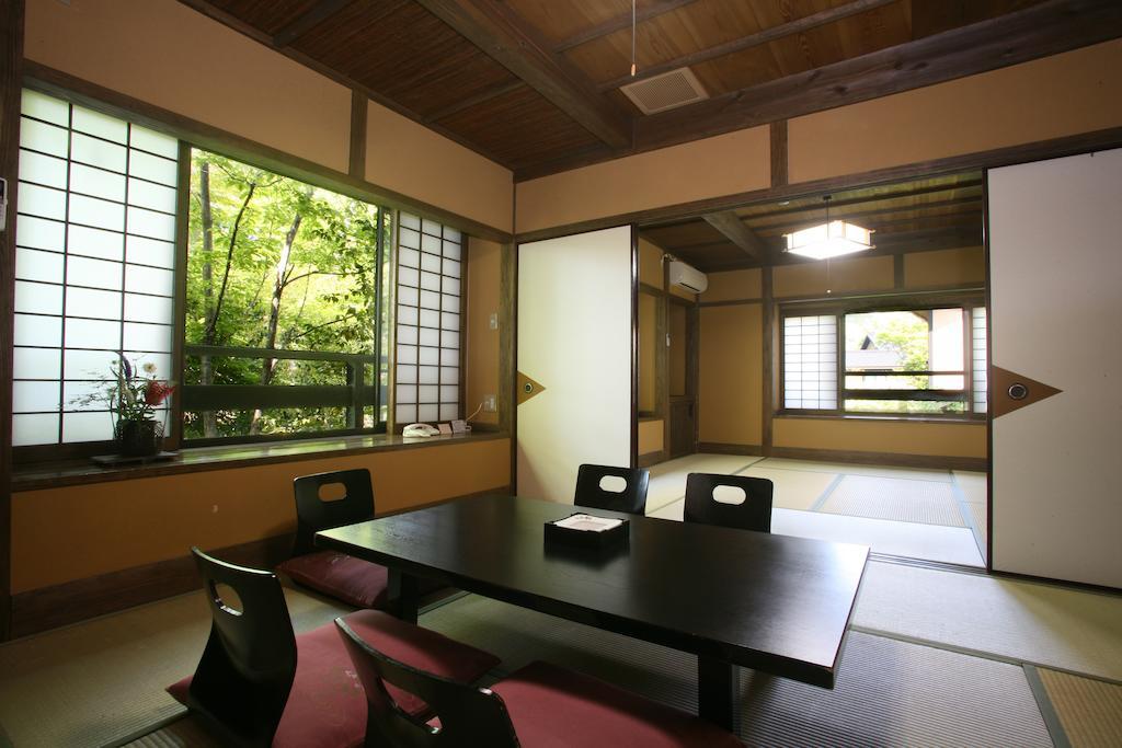 Ryokan Wakaba Minamioguni Pokoj fotografie